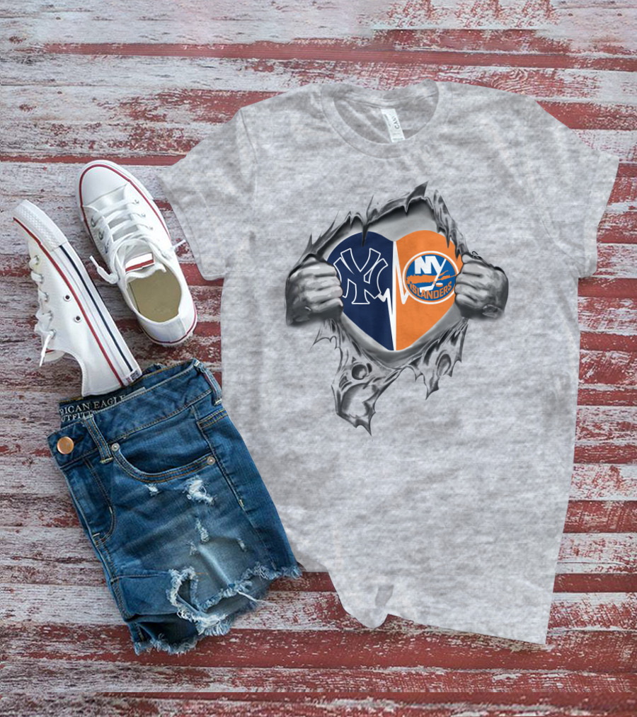 Yankees New York Islanders Heart Logo Rip T-Shirt