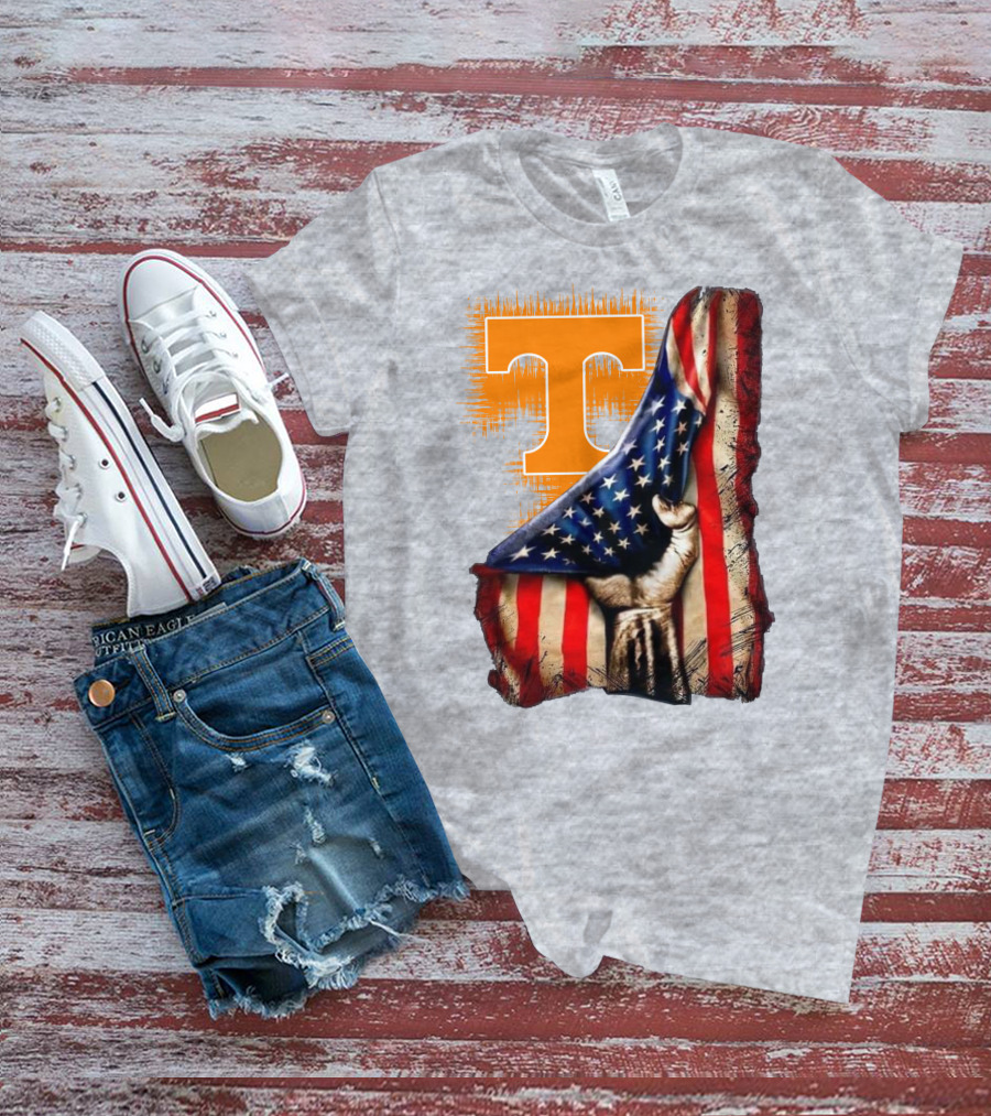 Tennessee Volunteers T Logo American Flag Fist T-Shirt