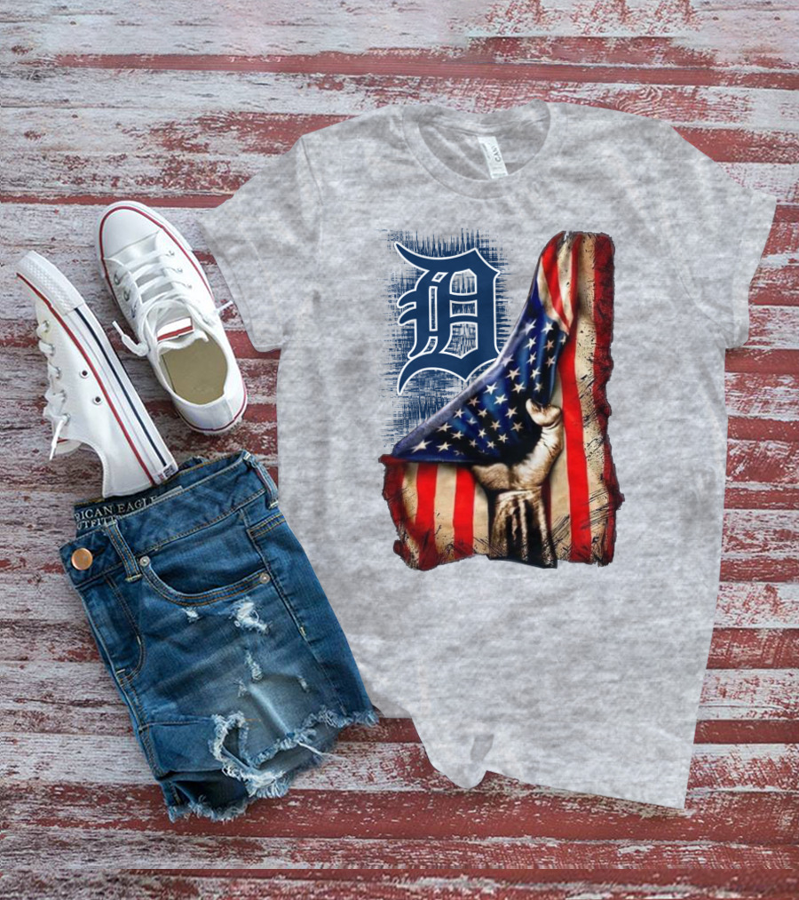 Detroit Tigers American Flag Patriotic Design 230 T-Shirt