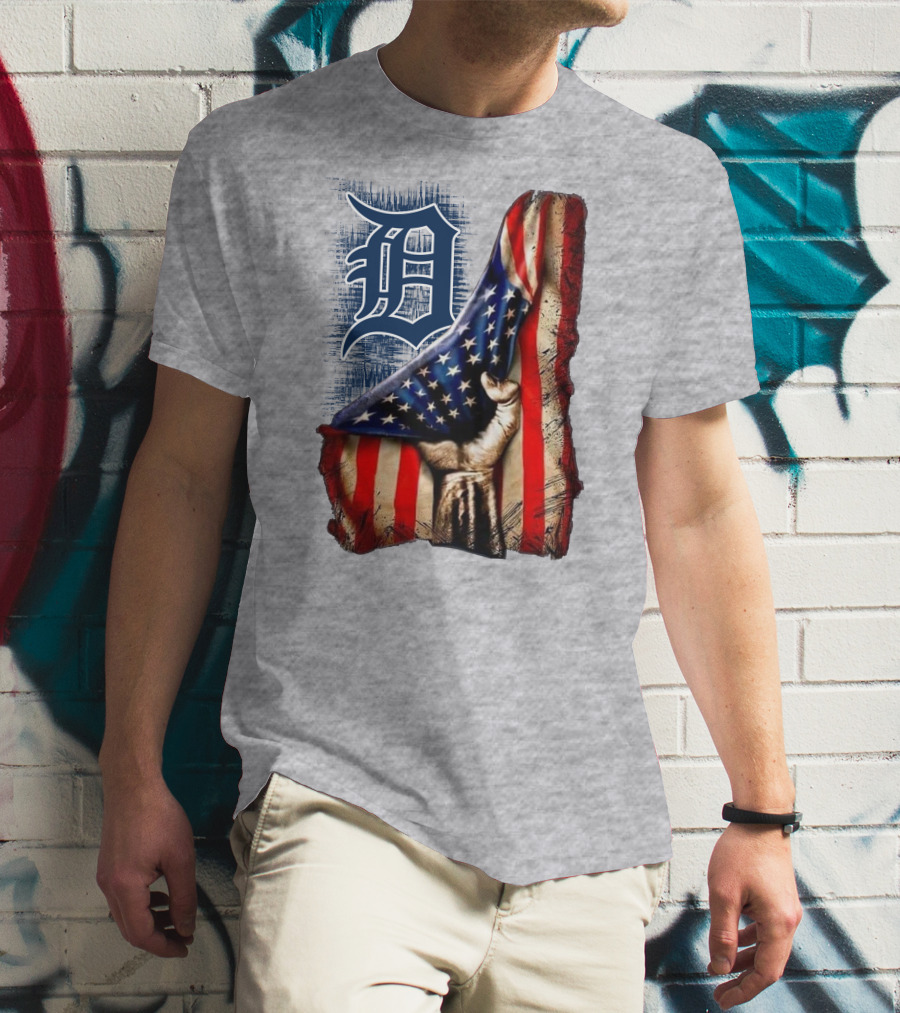 Detroit Tigers American Flag Patriotic Design 230 T-Shirt