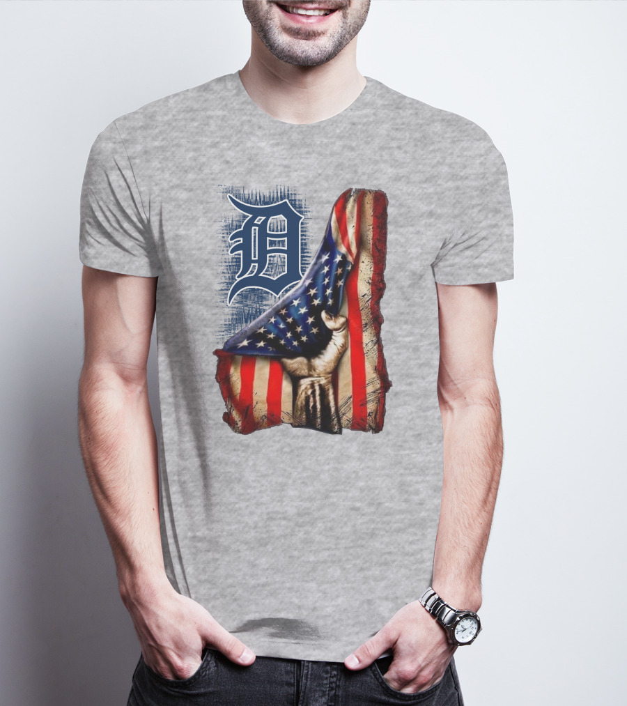 Detroit Tigers American Flag Patriotic Design 230 T-Shirt