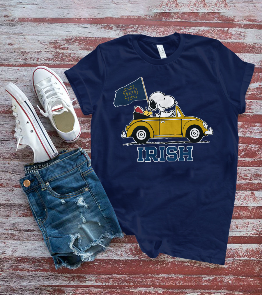Notre Dame Fighting Irish Snoopy Driving Car With Flag T-Shirt