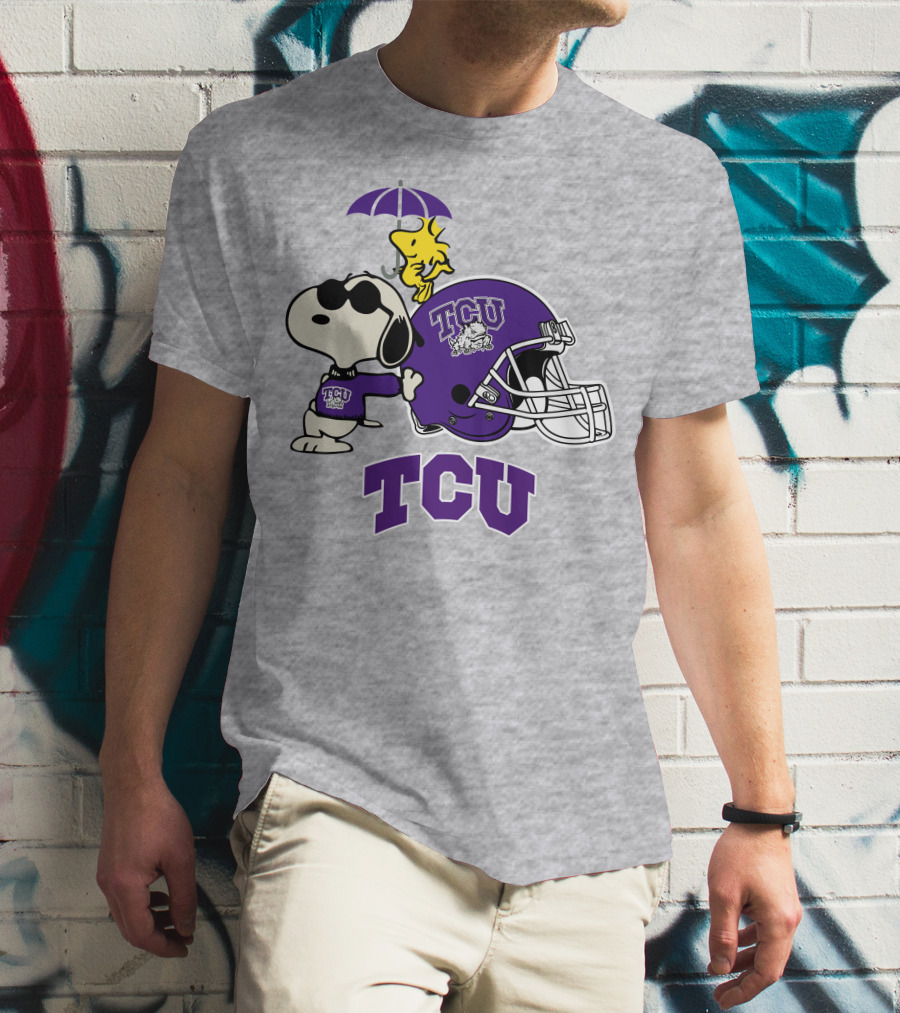 TCU Horned Frogs Snoopy Woodstock Helmet Football T-Shirt