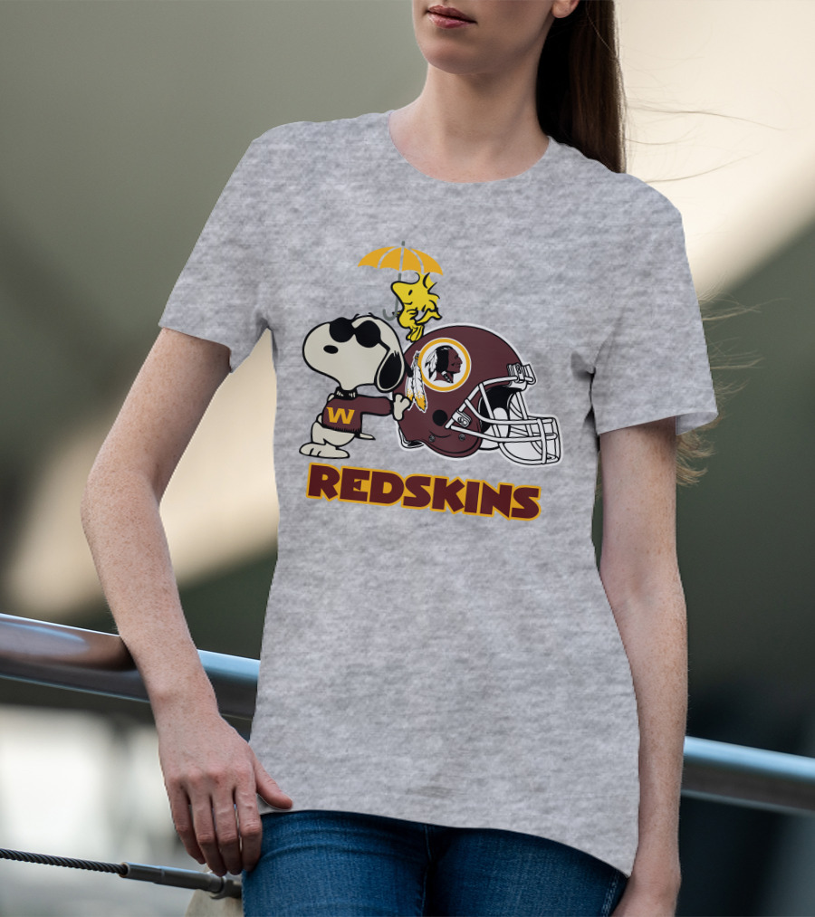 Snoopy Woodstock Redskins Helmet Washington Football Team T-Shirt