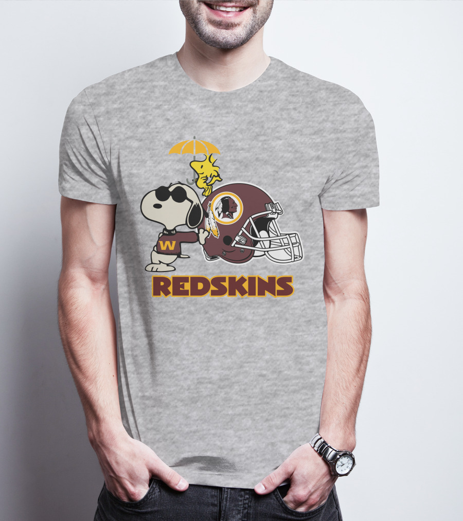 Snoopy Woodstock Redskins Helmet Washington Football Team T-Shirt
