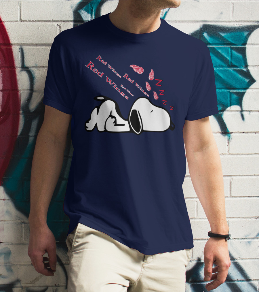 Red Wings Detroit Peanuts Snoopy Sleeping Hockey Team T-Shirt