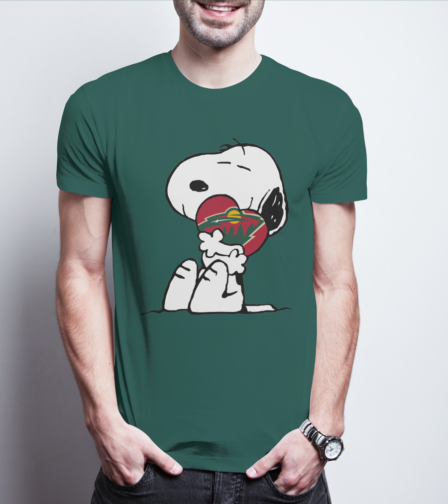 Snoopy Holding Minnesota Wild Heart T-Shirt