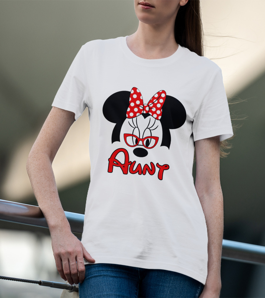 Minnie Mouse Aunt With Red Polka Dot Bow And Glasses T-Shirt