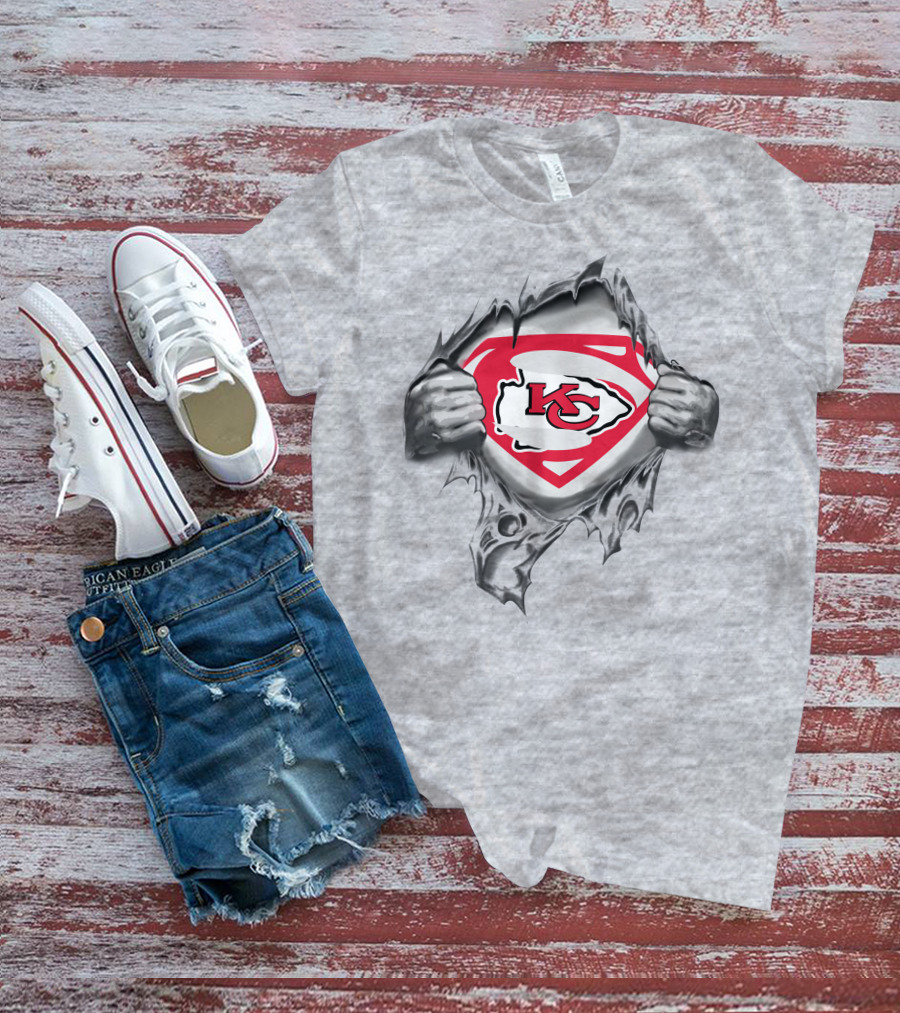 Kansas City Chiefs Superman Logo Shield Tear T-Shirt