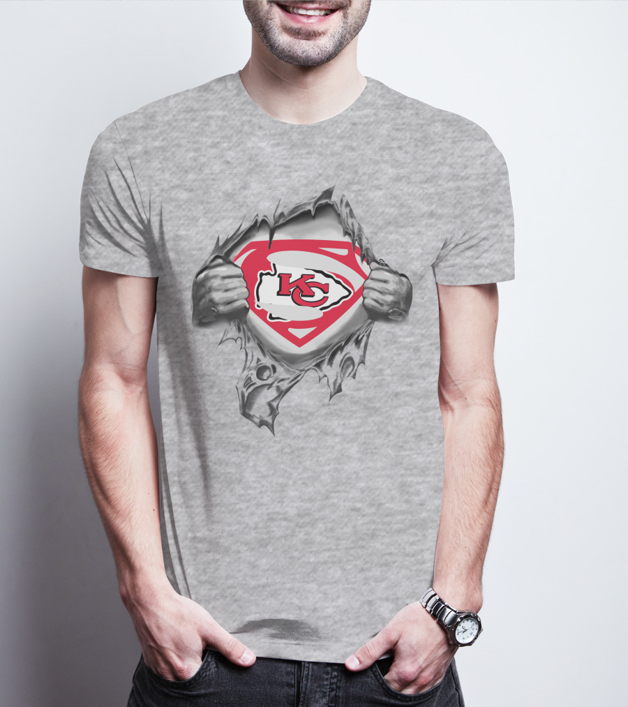 Kansas City Chiefs Superman Logo Shield Tear T-Shirt