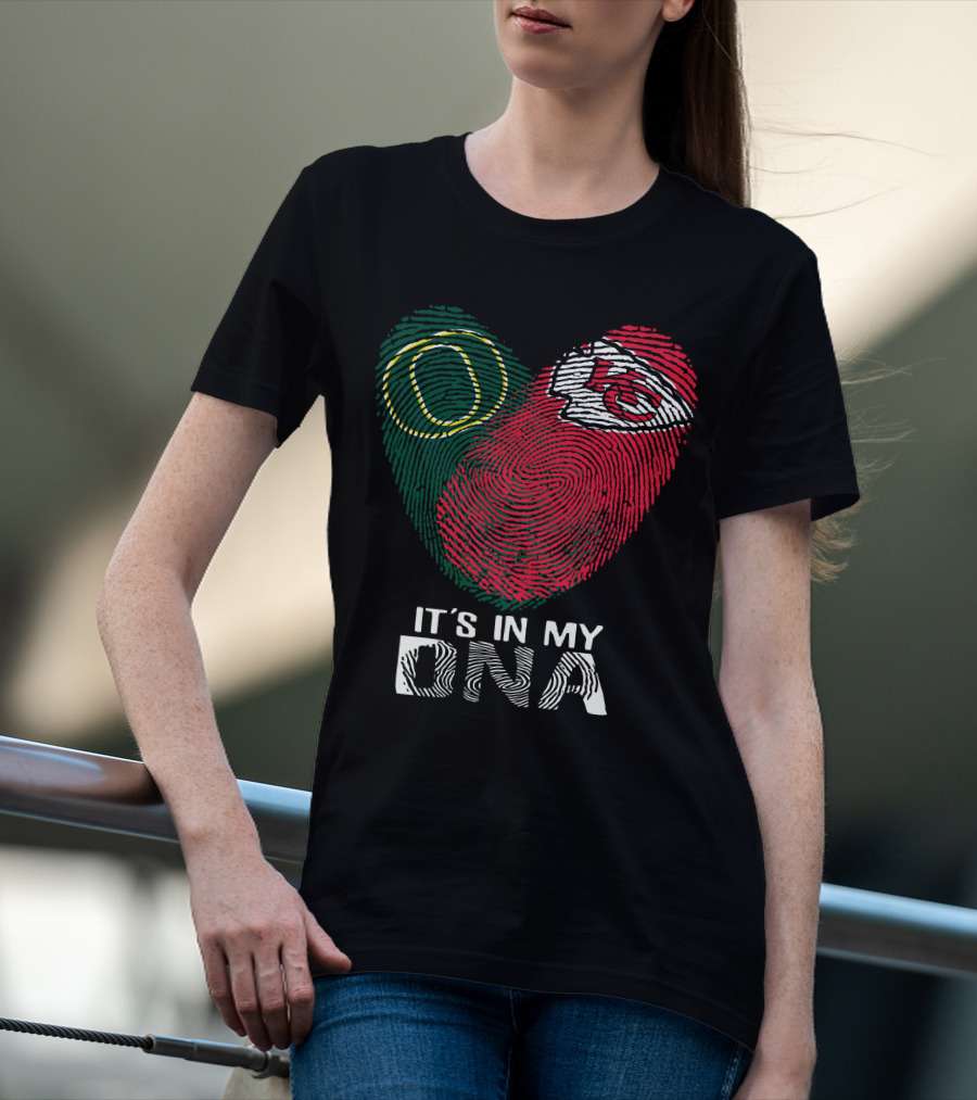 Oregon Ducks Chiefs It's In My Dna Heart Fingerprint T-Shirt