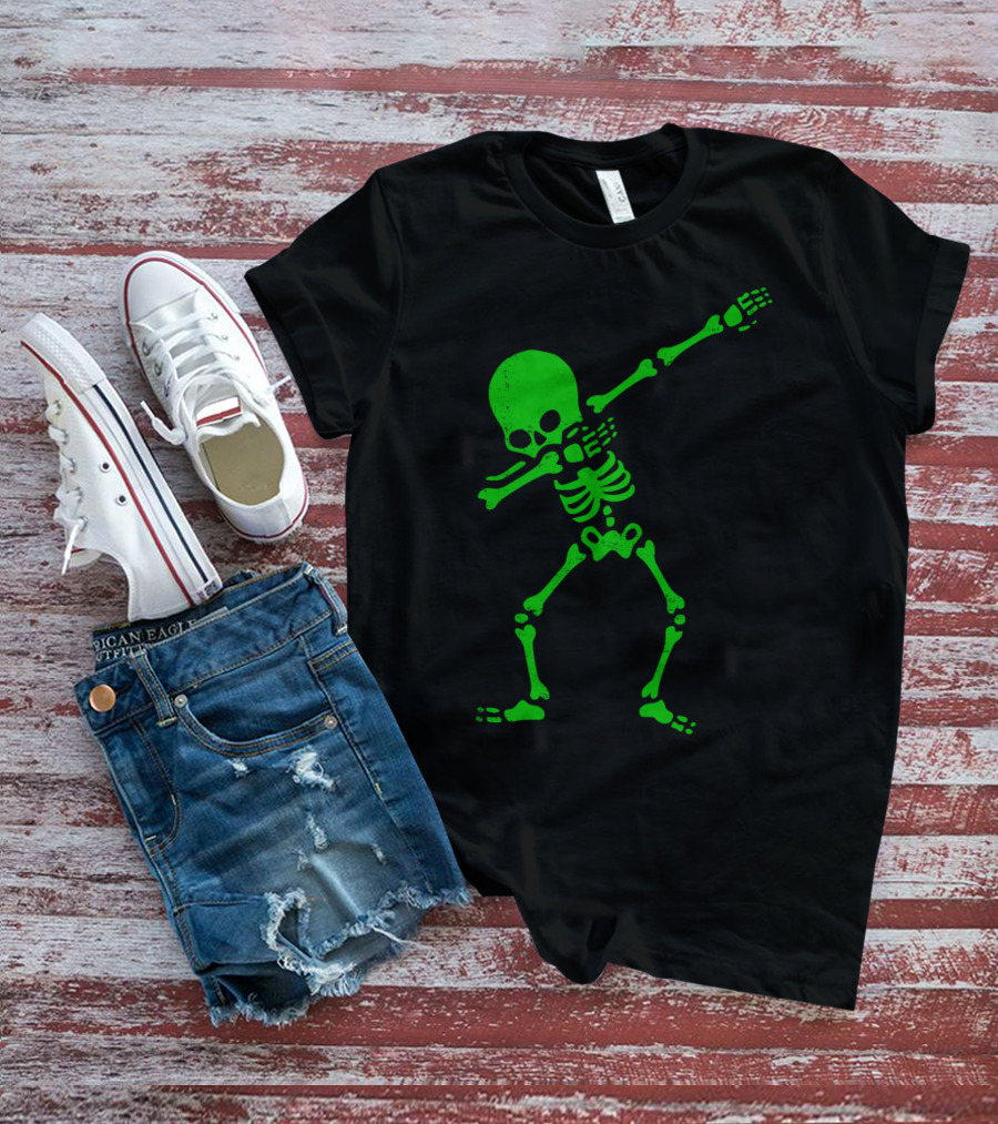 Dabbing Green Skeleton Halloween Humor T-Shirt