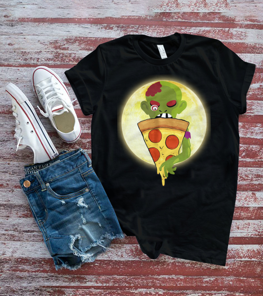 Zombie Eating Pepperoni Pizza Under Full Moon T-Shirt