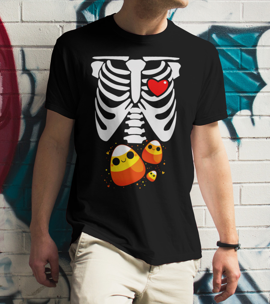 Skeleton Ribs Heart With Cute Candy Corn Halloween Food T-Shirt