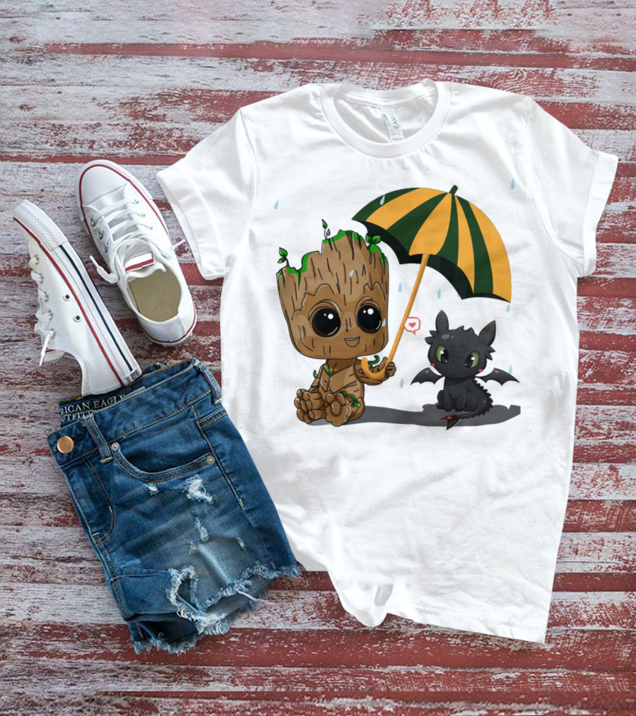 Groot And Little Hiccup Dragon Sharing Umbrella In The Rain T-Shirt