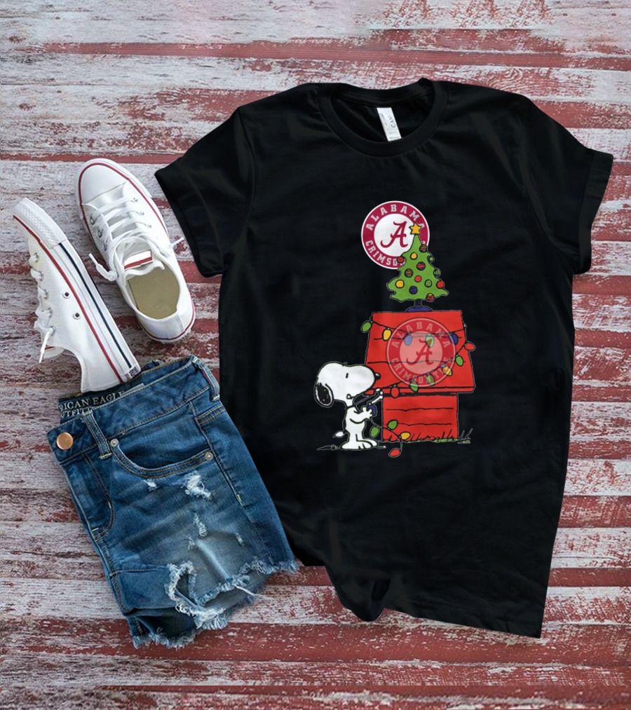 Alabama Crimson Tide Snoopy Christmas Tree T-Shirt