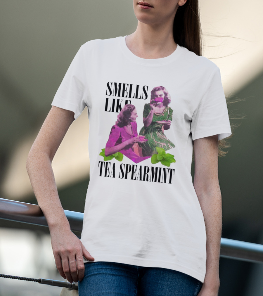 Smells Like Tea Spearmint Retro Women Green Pink Cups T-Shirt
