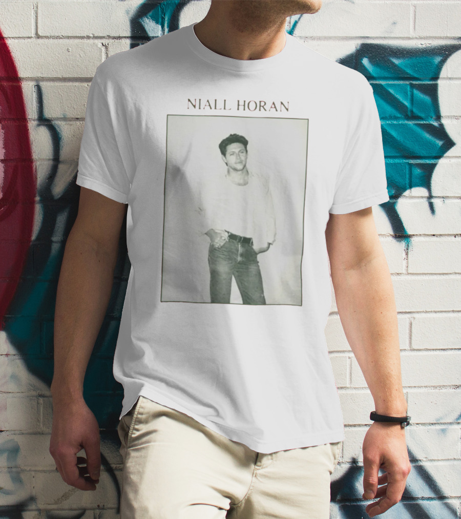 Niall Horan Black And White Vintage Style Photo T-Shirt