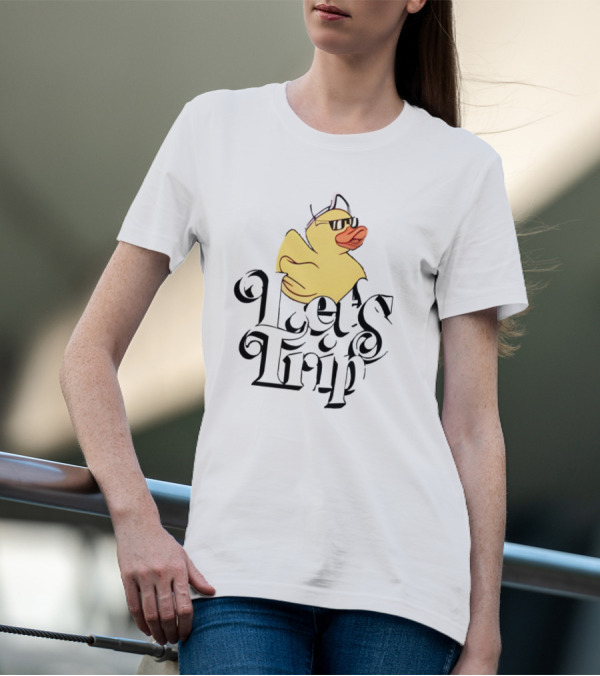 Duck Let's Trip Cool Hat Sunglasses T-Shirt