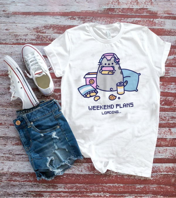 Weekend Plans Loading Pusheen Gaming Snacks Pillow T-Shirt