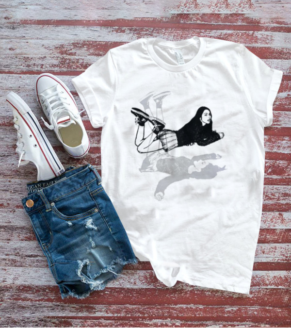 Oliviarodrigo Guts Album Art Floating Figure With Black Outfit And Boots T-Shirt