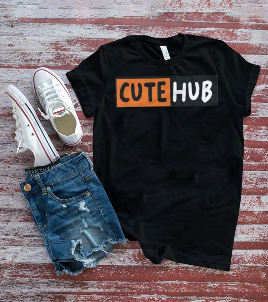 CUTE HUB Bold Contrast T-Shirt