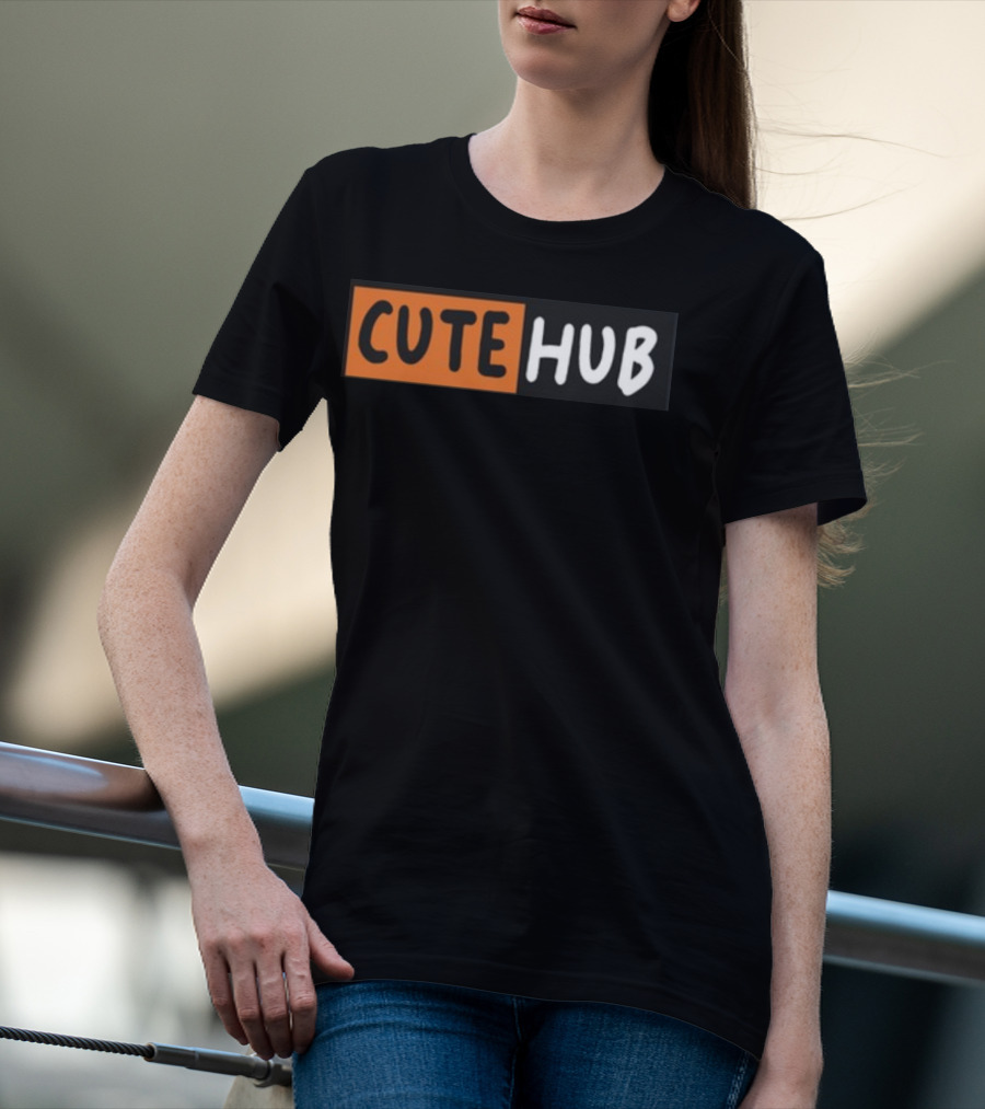 CUTE HUB Bold Contrast T-Shirt