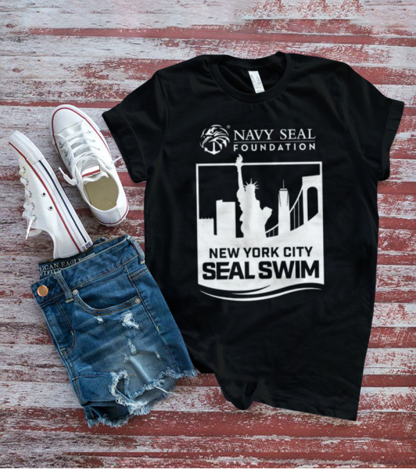 Navy Seal Foundation New York City Seal Swim Statue Of Liberty Bridge Skyline T-Shirt
