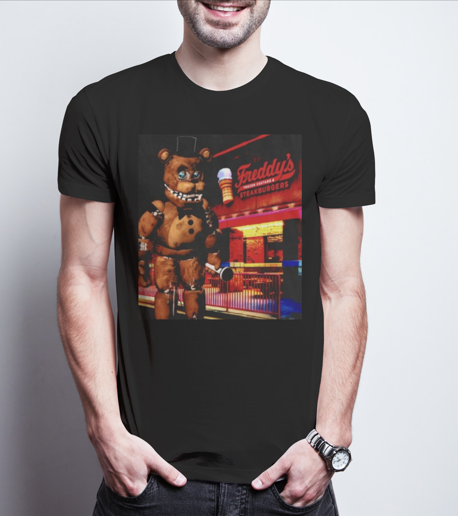 Mamonoworld Funny Bear Freddy's Frozen Custard And Steakburgers Bear T-Shirt