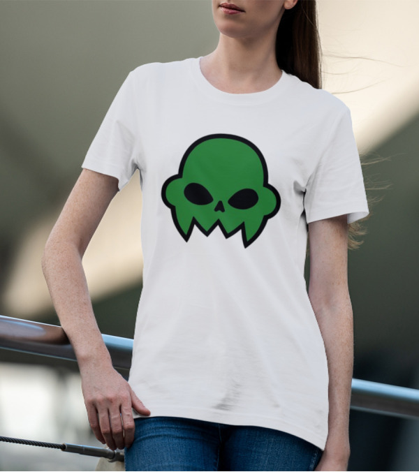Jake's Green Skull Iconic Halloween Shadow T-Shirt