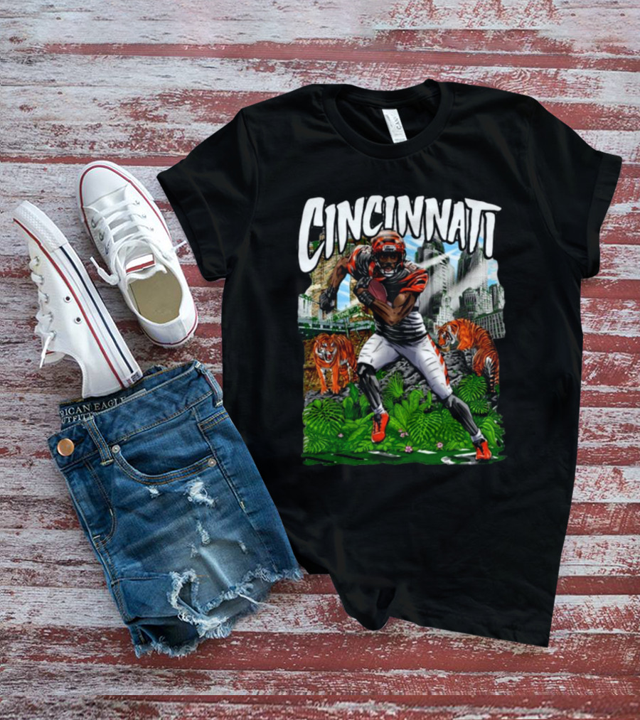 Cincinnati Jungle Football Player With Tigers And City Skyline T-Shirt