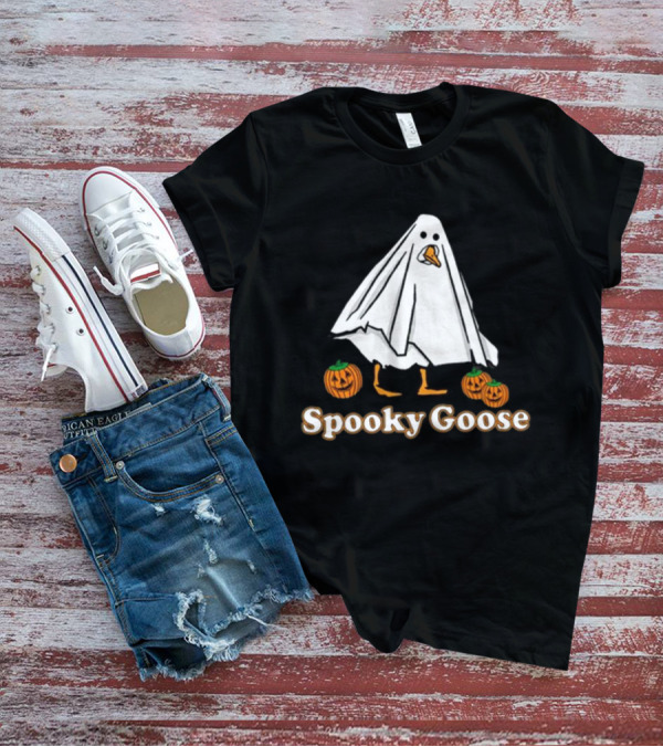 Spooky Goose Ghost Costume With Pumpkins T-Shirt