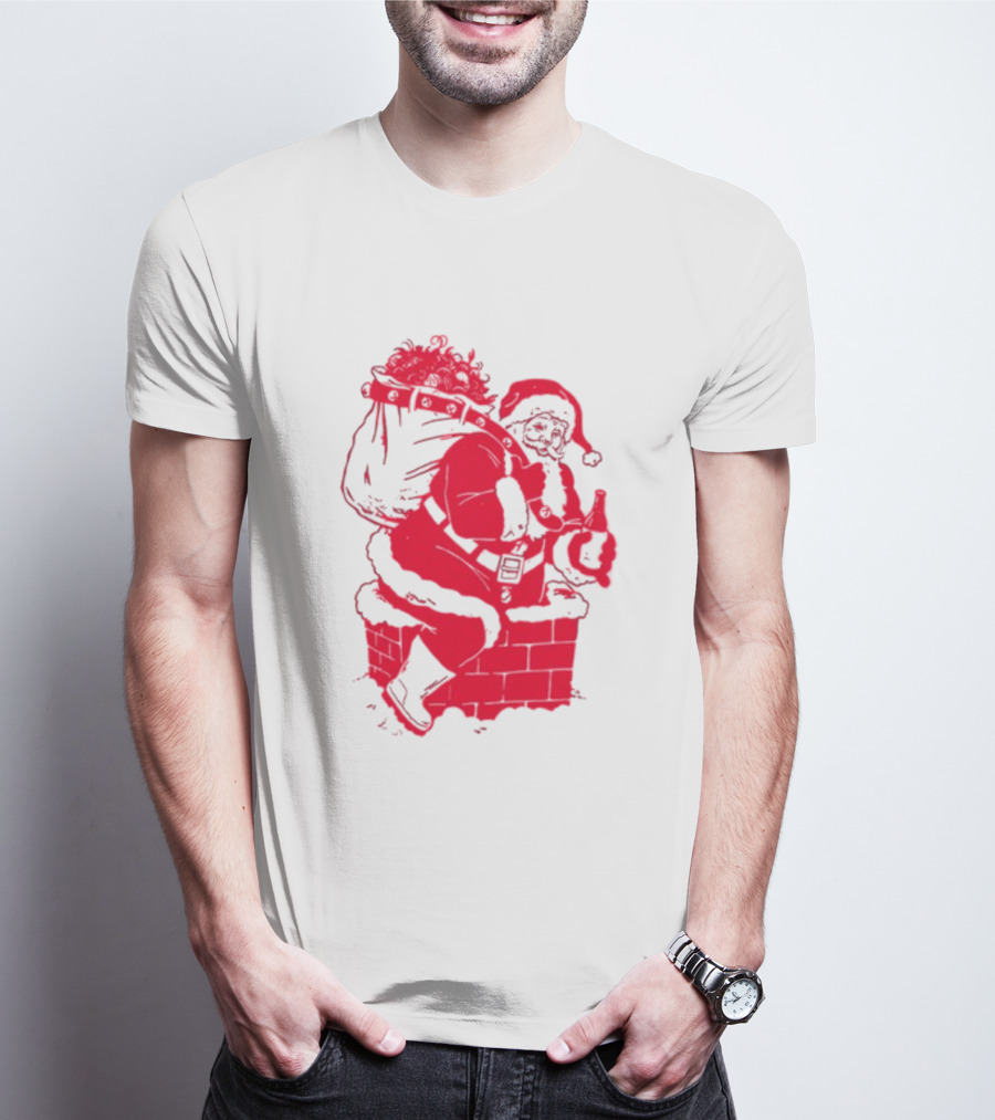 Santa Claws Funny Cat Christmas Beer Chimney Scene T-Shirt