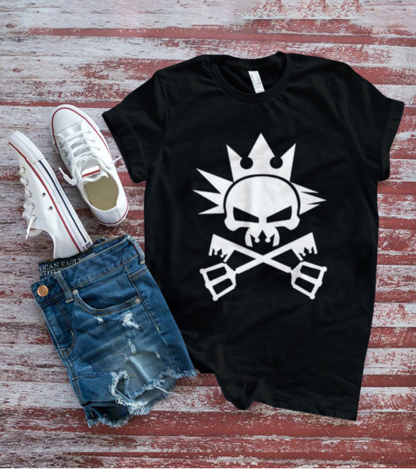 Cynical Yozora Emblem Crowned Skull With Crossed Keyblades T-Shirt