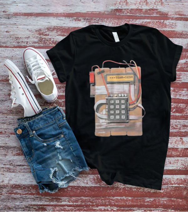 Team Sesh CSGO Bomb Iconic Visual Reference T-Shirt