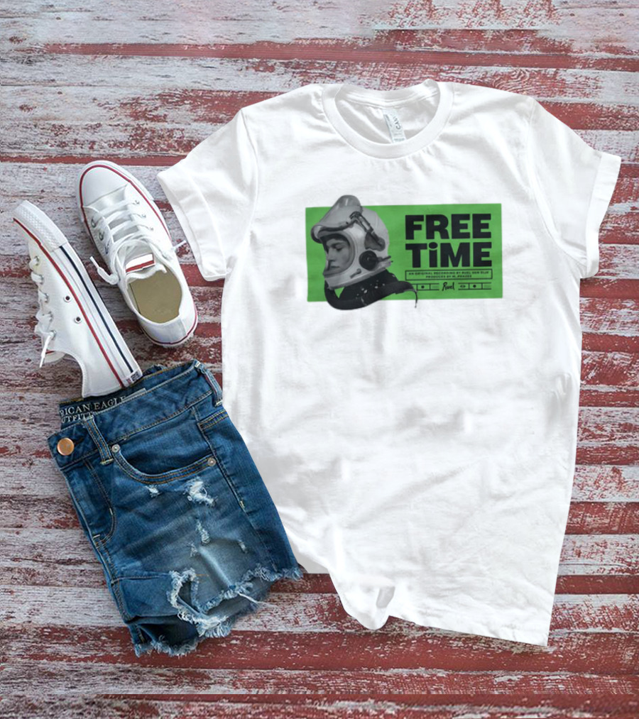 FREE TIME Official Recordings Ruel Merchandise Astronaut Helmet T-Shirt