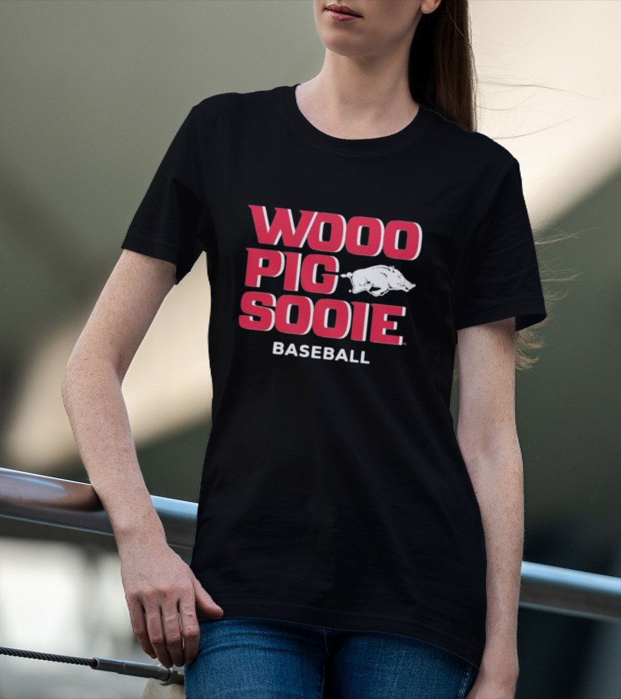 Wooo Pig Sooie Arkansas Baseball Black Pig T-Shirt