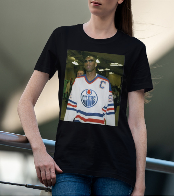 Warren Foegele Wearing Mamba Oilers 99 T-Shirt