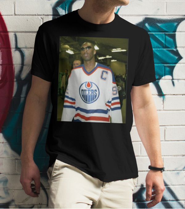 Warren Foegele Wearing Mamba Oilers 99 T-Shirt