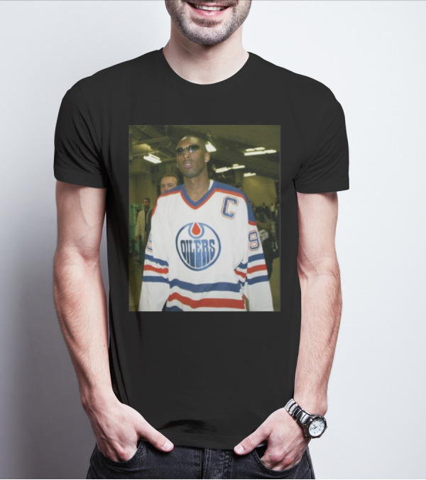 Warren Foegele Wearing Mamba Oilers 99 T-Shirt