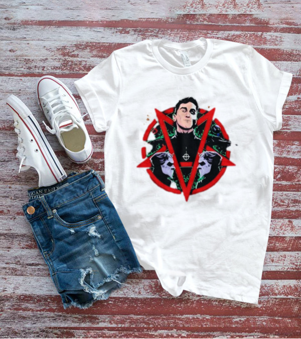 Hawks Remera MVP Vector Triangular Symbol With Mysterious Figure And Crossed Arms T-Shirt