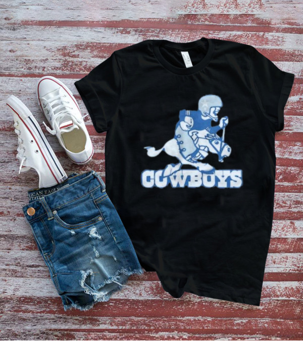 Dallas Cowboys Vintage Cowboy Riding Football Horse Logo 1966 T-Shirt