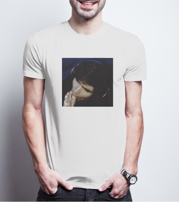 Streamer Damon Fizzy Toe Sucking Image With Headphones T-Shirt