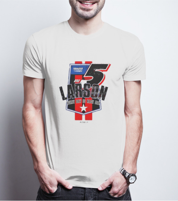 Kyle Larson Hendrick Motorsports Number 5 Every Day Is Race Day Flag T-Shirt