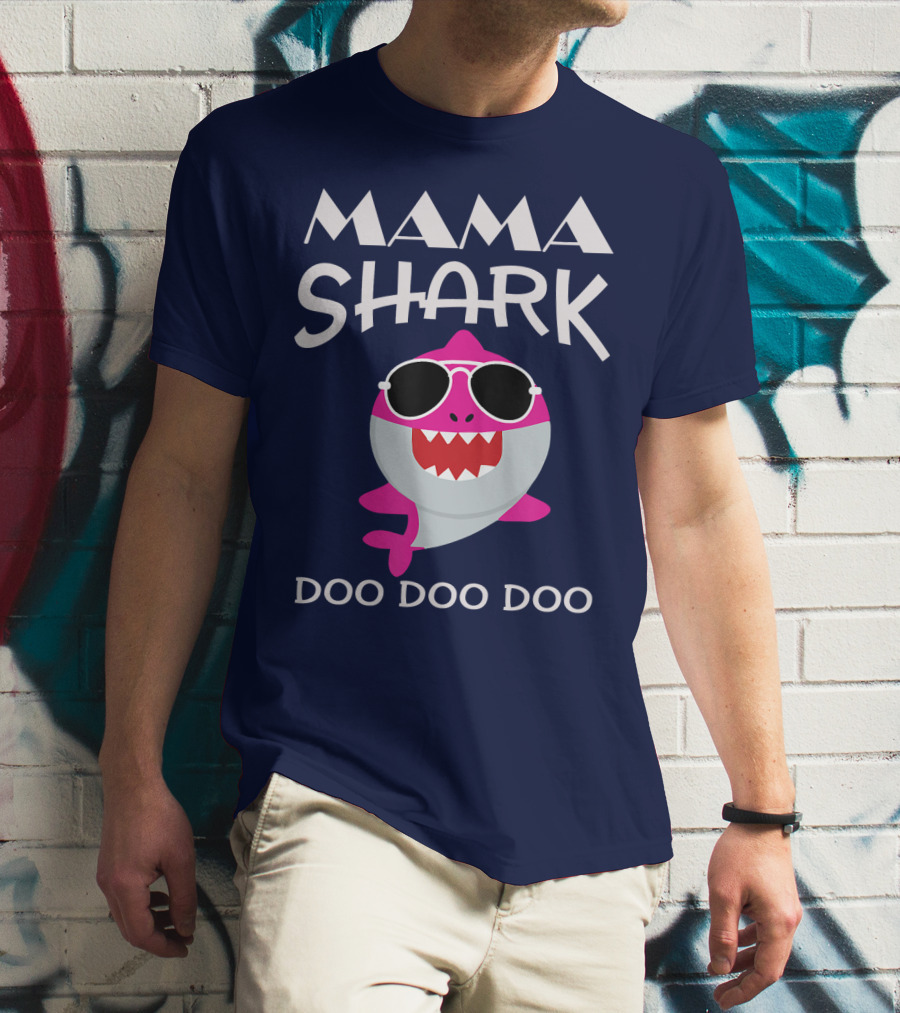 Mama Shark Doo Doo Doo Sunglasses Cartoon T-Shirt