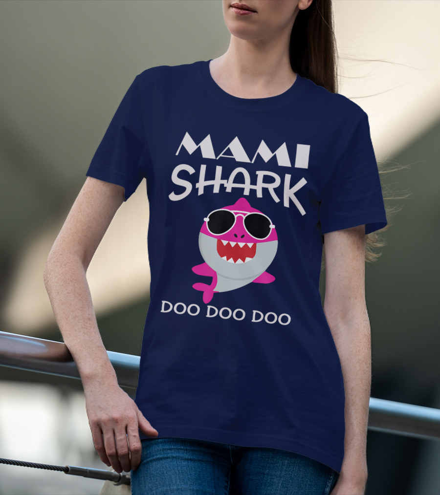 Mami Shark Doo Doo Doo Sunglasses Pink Cartoon T-Shirt
