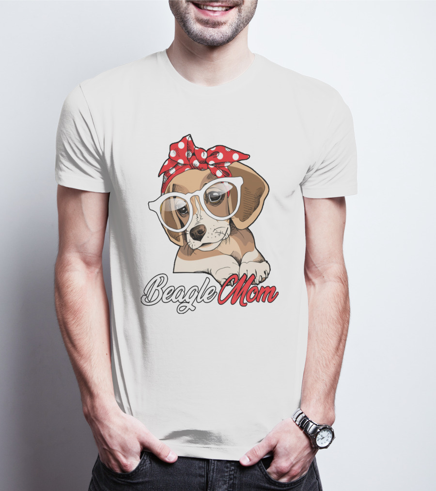 Beagle Mom Cute Beagle Dog With Glasses And Red Polka Dot Bandana T-Shirt