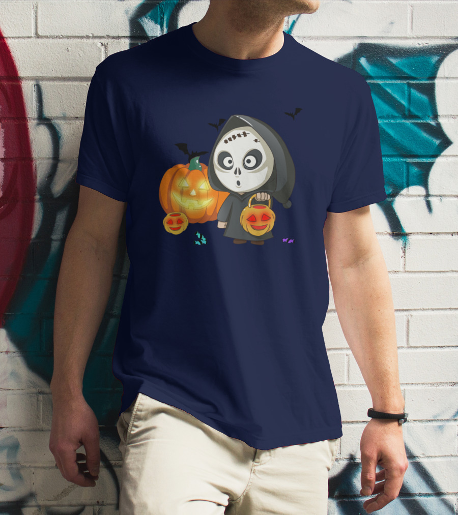 Halloween Makeup Ghost With Pumpkin Lanterns And Bats T-Shirt