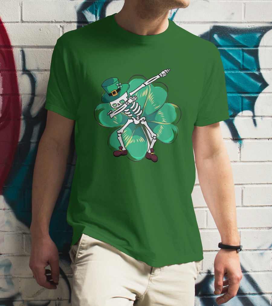 St Patrick's Day Skeleton Dabbing Leprechaun Clover T-Shirt