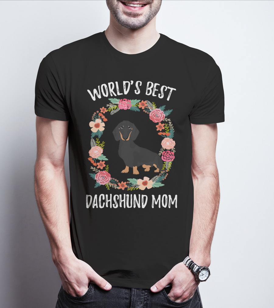 World's Best Dachshund Mom Black Dachshund Floral Wreath T-Shirt